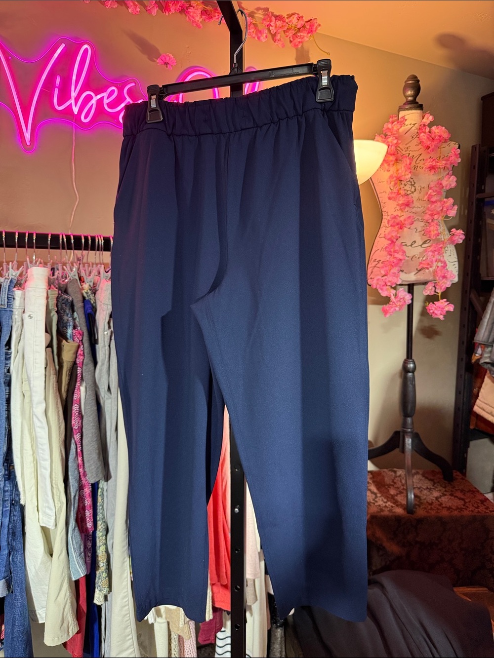 Lululemon Pant Sz 10 Navy Blue Excellent Condition
